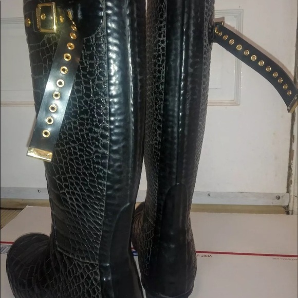 JIMMY CHOO & HUNTER BOOTS - Picture 3 of 5